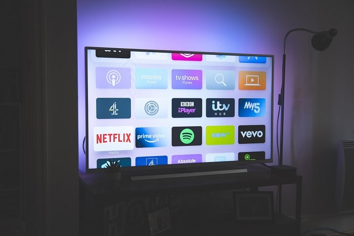 how to turn on hisense smart tv without remote