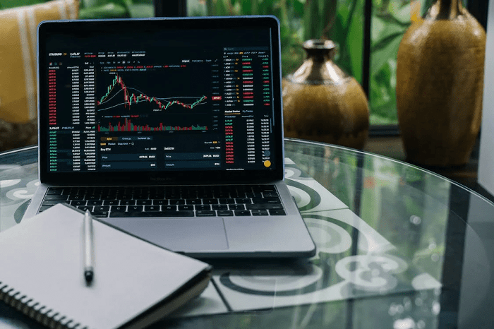 key risk management strategies in crypto trading